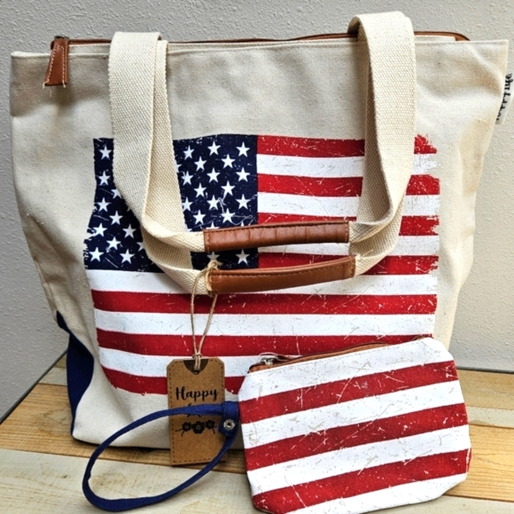 AMERICAN FLAG CANVAS TOTE & WRISTLET - Picture 2 of 7